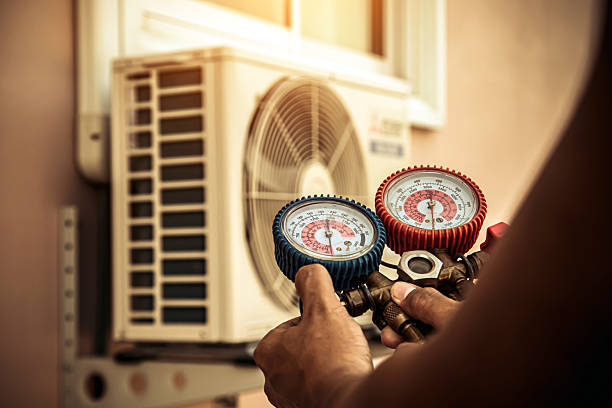 Professional Ac Installation technician working in Asheville, NC